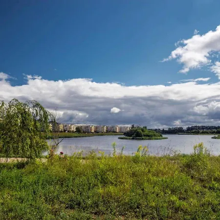 Lägenhet Apartament Z Widokiem Na Staw